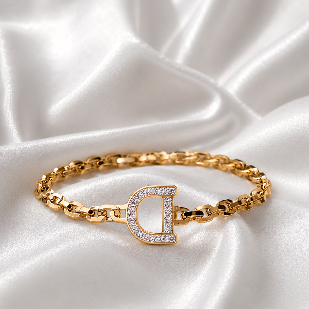 Pave D-Link Bracelet