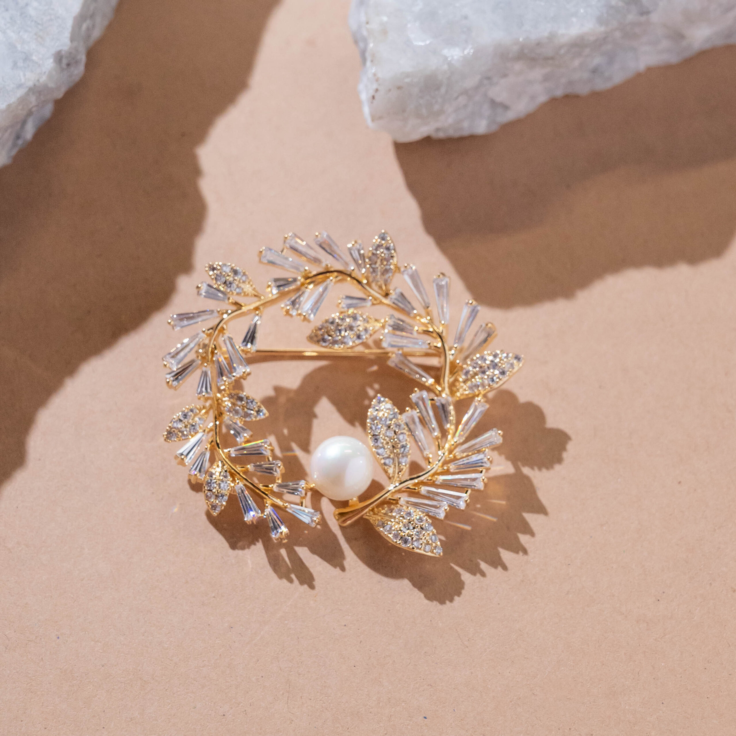 Wreath Pearl Brooch
