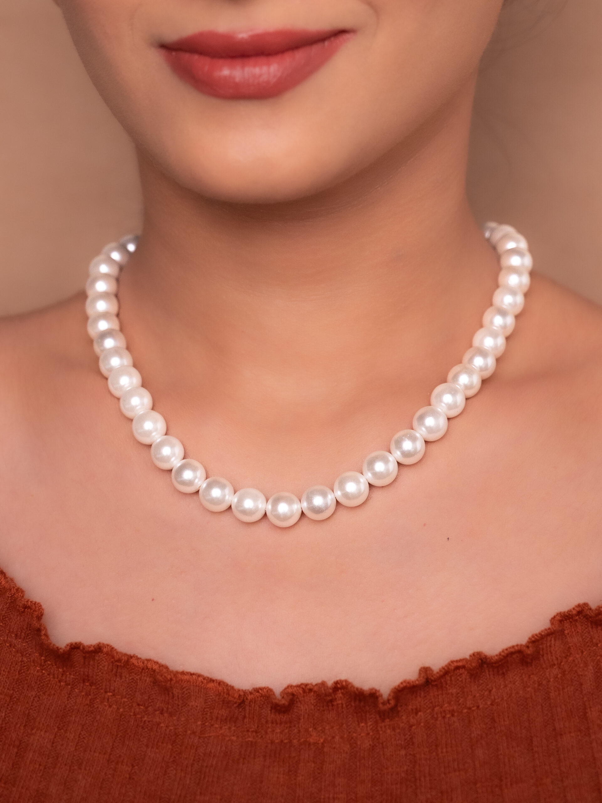 Classic Shell Pearl String Necklace
